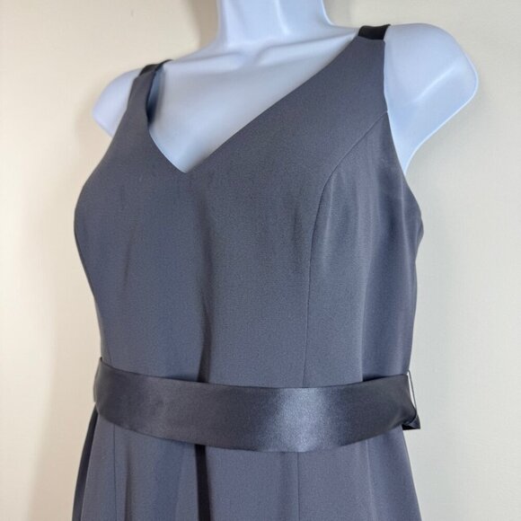 White by Vera Wang V-neck Open Back Bridal Long Gray Gown Size 12 - Picture 9 of 16